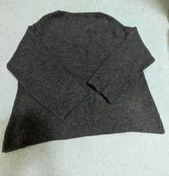 ブラウン 長袖ニットセーター