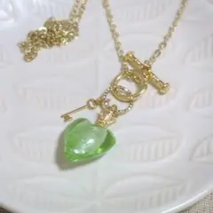 Item thumbnail for item 5a0ea4b2-6dfa-4613-9469-912b9a73070b