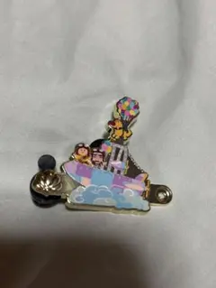 香港ディズニー　ピンバッジ　フレンドタスティック　カールじいさん