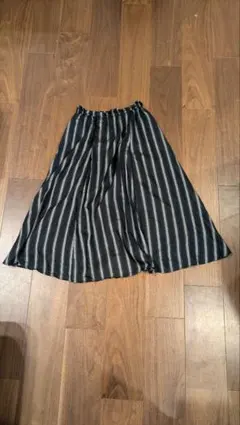 【極美品】K.T.キヨコタカセ　ストライプスカートのサムネイル