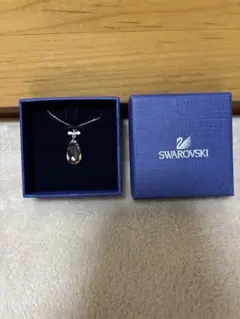 Swarovski ピンククリスタル ペンダントネックレス