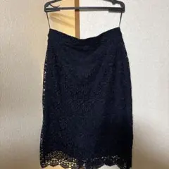 UNIQLO 花柄ネイビー レース タイトスカート