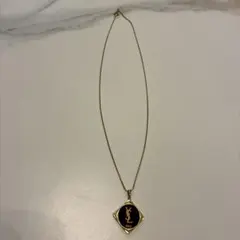 YSL ダイヤモンド型ペンダントネックレス