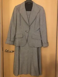 チェック柄 スーツセット（ジャケット・スカート）サイズ9AR