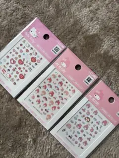 ハローキティ マイメロ　ネイルシール 3枚セット 韓国ダイソー