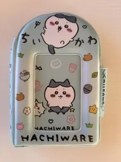 ちいかわ HACHIWARE カバー付きアイテム　はちわれ　パスケース