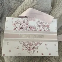 CHRISTIAN DIOR ギフトボックス 花柄