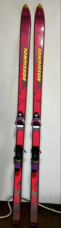 Rossignol アルペンスキーセット 花柄中古品 Rossignol アルペンスキーセット 花柄中古品