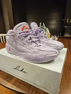 限定1足 NIKE Luka . 77 PF Hcerka メンズ 27.5 - メルカリ