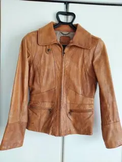 バナナリパブリック　レザーライダースジャケット