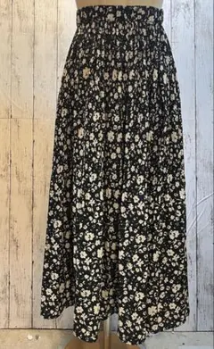 100 花柄スカート　フリーサイズ