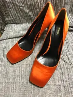 PIPPICHIC サテンパンプス