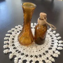 飴色ガラス　ガラス製 フラワーベース インテリア 置物 オブジェ 生花 花瓶