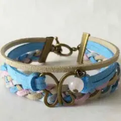 ボリュームたっぷりバタフライブレスレット