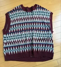 kutir ニットベスト バーガンディ　ボルドー