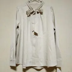 ボウタイ シャツ