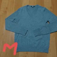 美品　ユニクロ　カシミアセーターVネック、ライトグレーMサイズ