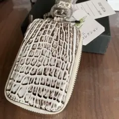 クロコダイルキーケース ホワイト/ブラウン