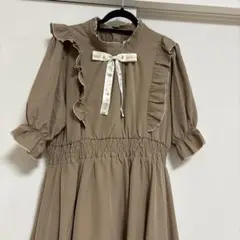 しまむら✕青木美沙子✕ニナス スタンド カラーフリルティアードワンピース 4L