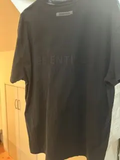 ESSENTIALS FEAR OF GOD Tシャツ