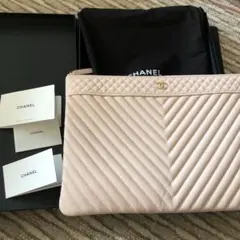 CHANEL 本革クラッチバッグ