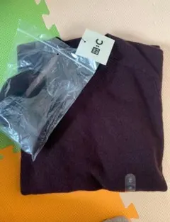 ユニクロc カシミヤリラックスvネックセーター スカーフつき　Mサイズ　ワイン