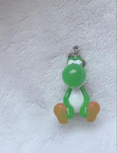 スーパーマリオ　めじるしアクセサリー　ヨッシー　ガチャガチャ