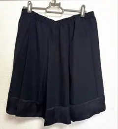 UNIQLO黒 シフォンフレアスカート ひざ丈　L