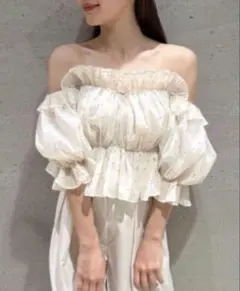 SNIDEL Sustainable ギャザーオフショルブラウス ドット