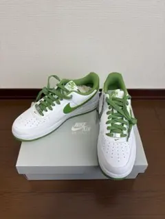 【新品未使用】NIKE AIR FORCE 1 ホワイト×グリーン