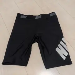 NIKE 黒 水着 150