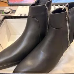 LOVEHUNTER ブラックレザー ブーツ