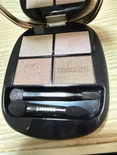 ぴ*や様 DECORTE スキンシャドウ　デザイニング　03 Wisteria