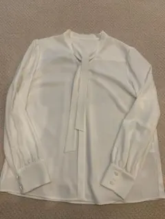 ２３区 ボウタイ長袖ブラウスホワイト系 ４０　新品同様