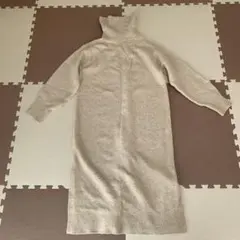 ユニクロ　スフレヤーン　タートルネックワンピース　ベージュ　M