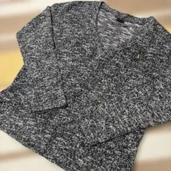 ZARAビジュー付きVネック長袖ニット