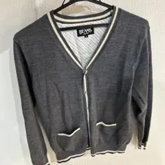 【送料無料】BEAMS グレー Vネックカーディガン Mサイズのサムネイル