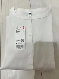 UNIQLO リブヘンリーネックT
