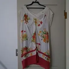 スーパーハッカ　花柄　チュニックのサムネイル