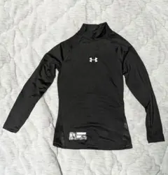 【匿名配送】美品　Under Armour ブラック ハイネック アンダーシャツ