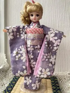 Item thumbnail for item 0574edb0-8fe2-4650-831d-0f8e11263a3d