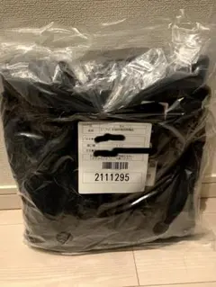 新品未開封　ユニクロ　needlesカーディガン　黒