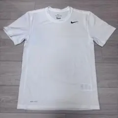 NIKE Tシャツ　ホワイト　ドライフィット