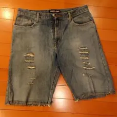 GUESS JEANS ダメージショートパンツ W32