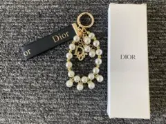 Dior パール キーホルダー
