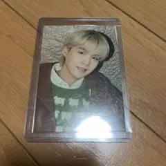 BTS 2021 ホリデー　コレクション　カーディガン　トレカ　 ユンギ