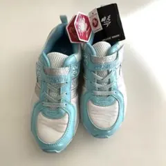 週末お値下げ✨瞬足 ✨新品未使用✨23cm スニーカー 水色