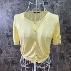 ✨INGNI✨イング♡半袖カーディガン♡薄手♡フラワーボタン♡丈短め♡黄(M)