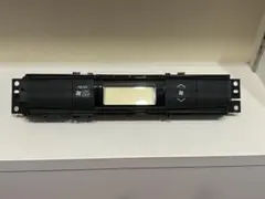 RC オデッセイ 前期 リアエアコン スイッチパネルのサムネイル