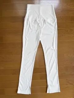 SWEET MOMMY マタニティ　リブレギンスパンツ オフホワイト　Mサイズ